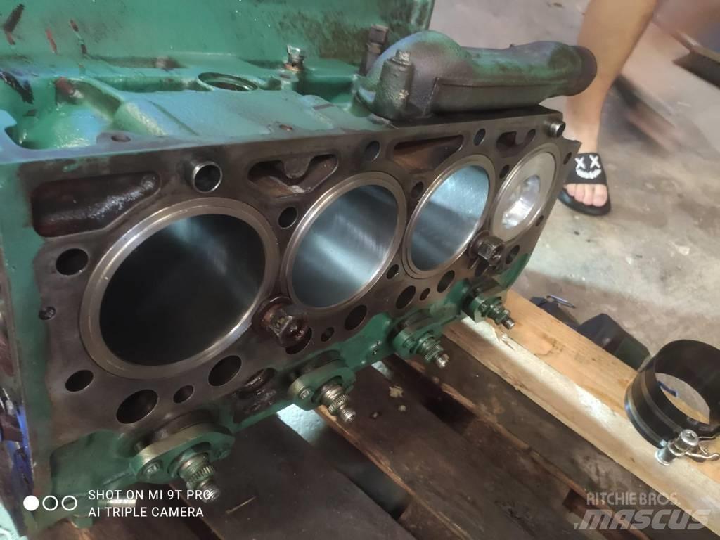 Volvo L 40 B Naudoti ratiniai krautuvai