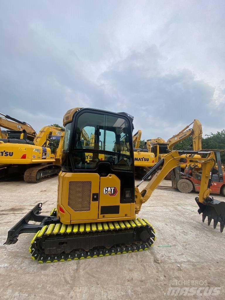 CAT 302 Mini ekskavatoriai < 7 t