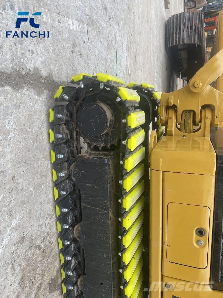 CAT 302 Mini ekskavatoriai < 7 t