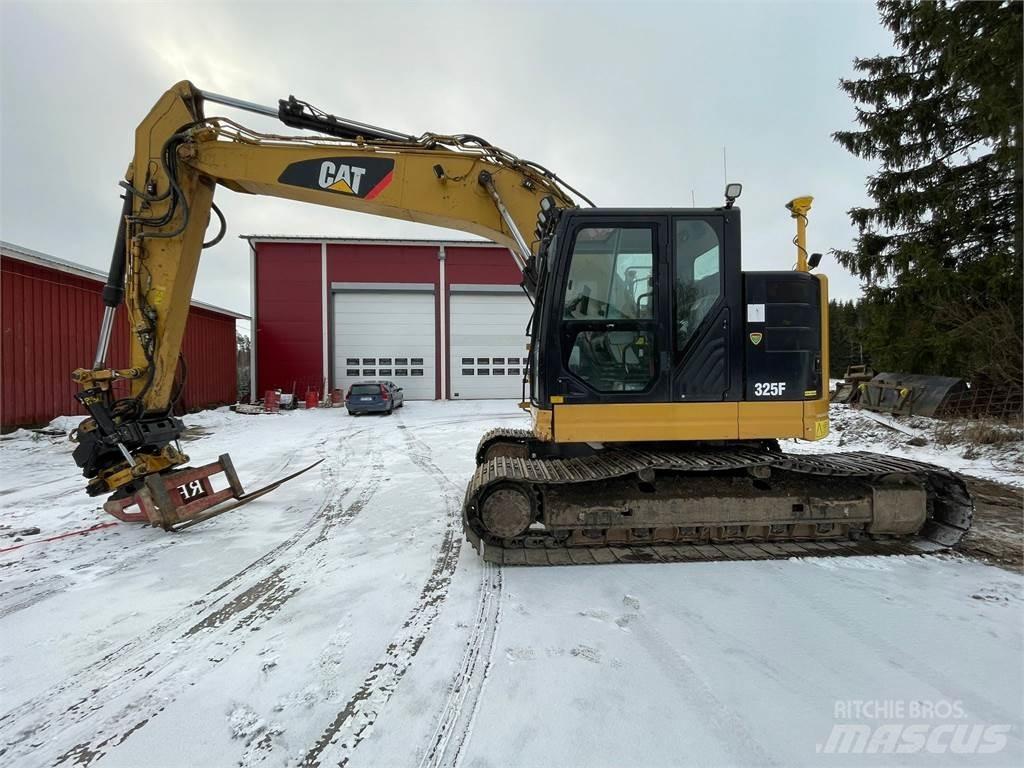 CAT 325 F LCR Vikšriniai ekskavatoriai
