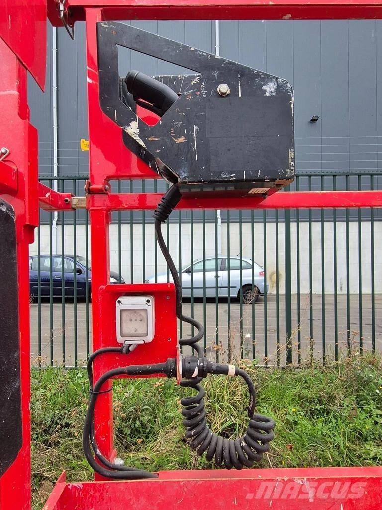 JLG 6rs Žirkliniai keltuvai