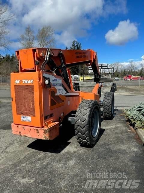 JLG 10054 Visureigiai krautuvai