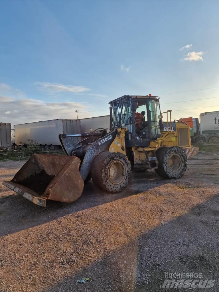 Bell L 1506 E Naudoti ratiniai krautuvai