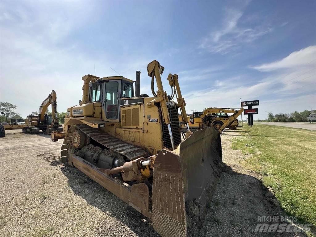 CAT D7R Vikšriniai buldozeriai