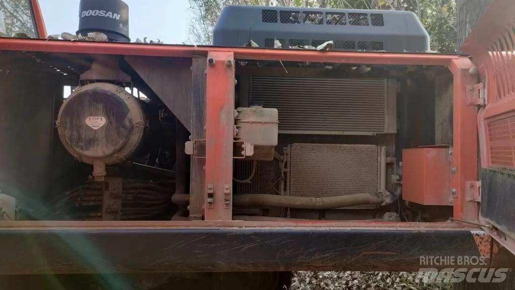 Doosan DH 420 LC-7 Vikšriniai ekskavatoriai