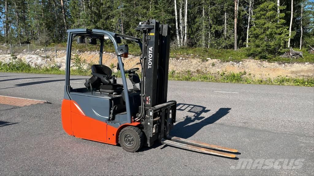 Toyota 8 FBET 16 Elektriniai šakiniai krautuvai