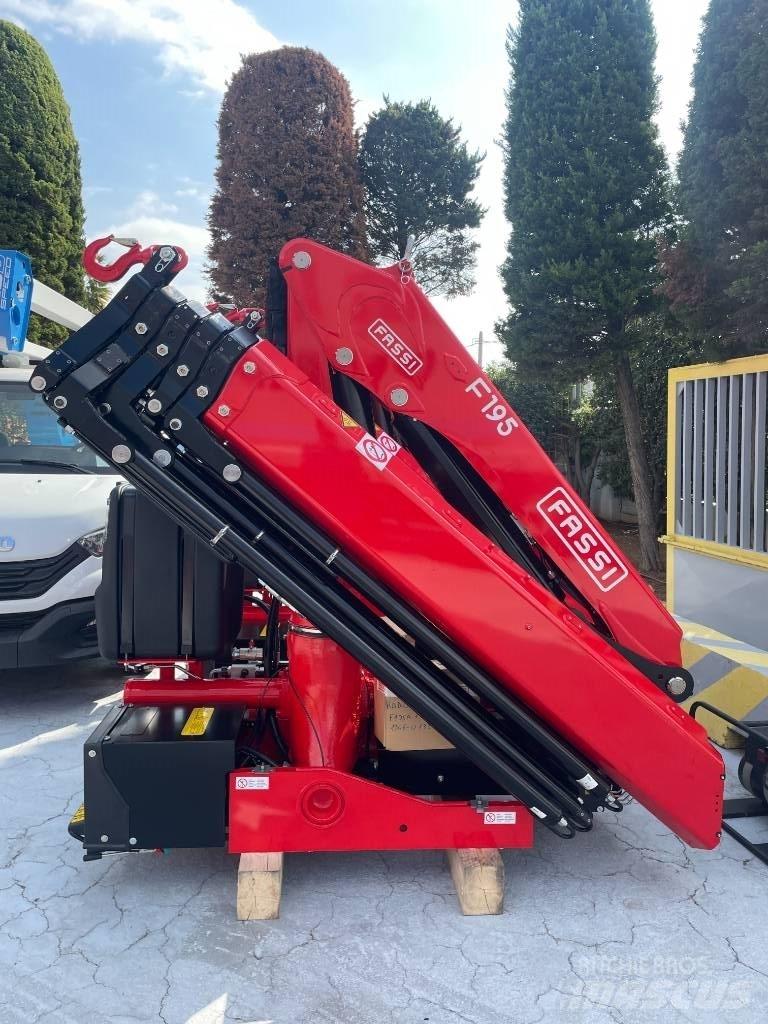 Fassi F195A.1.25 Keltuvai-krautuvai