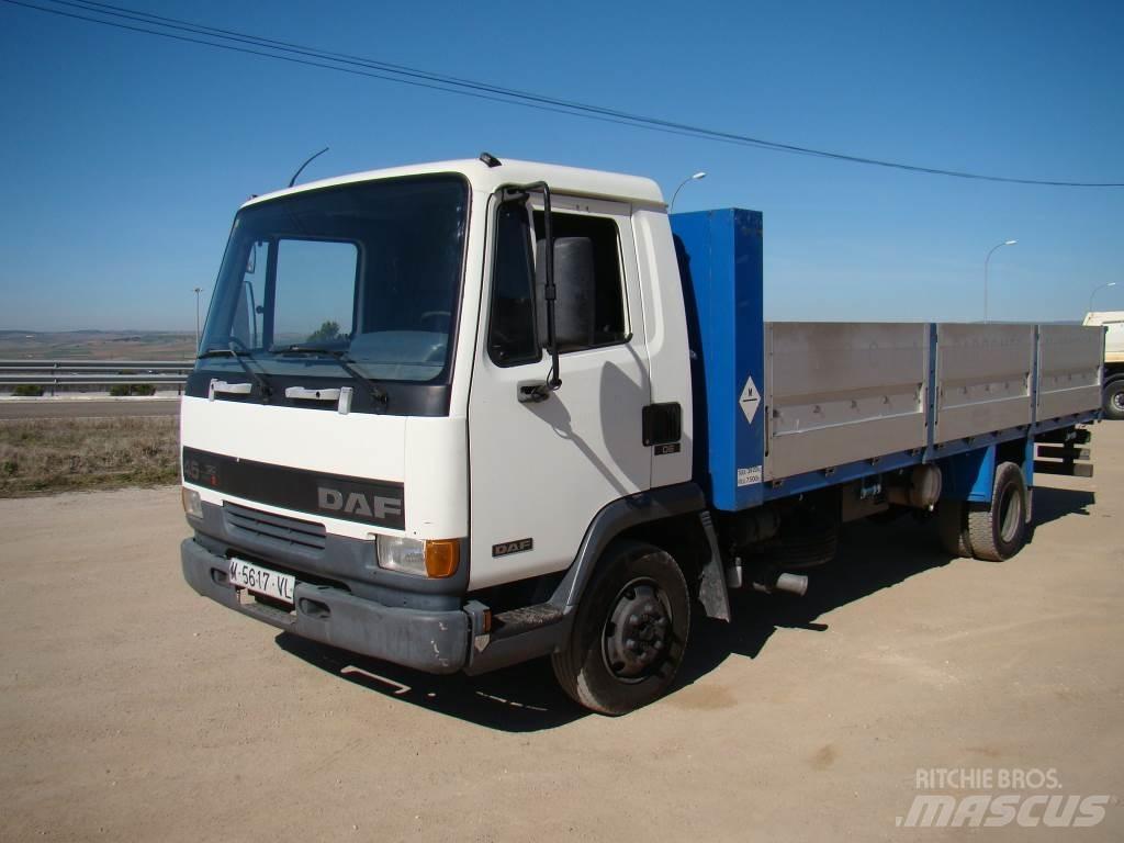 DAF fa 45130 Priekabos su tentu