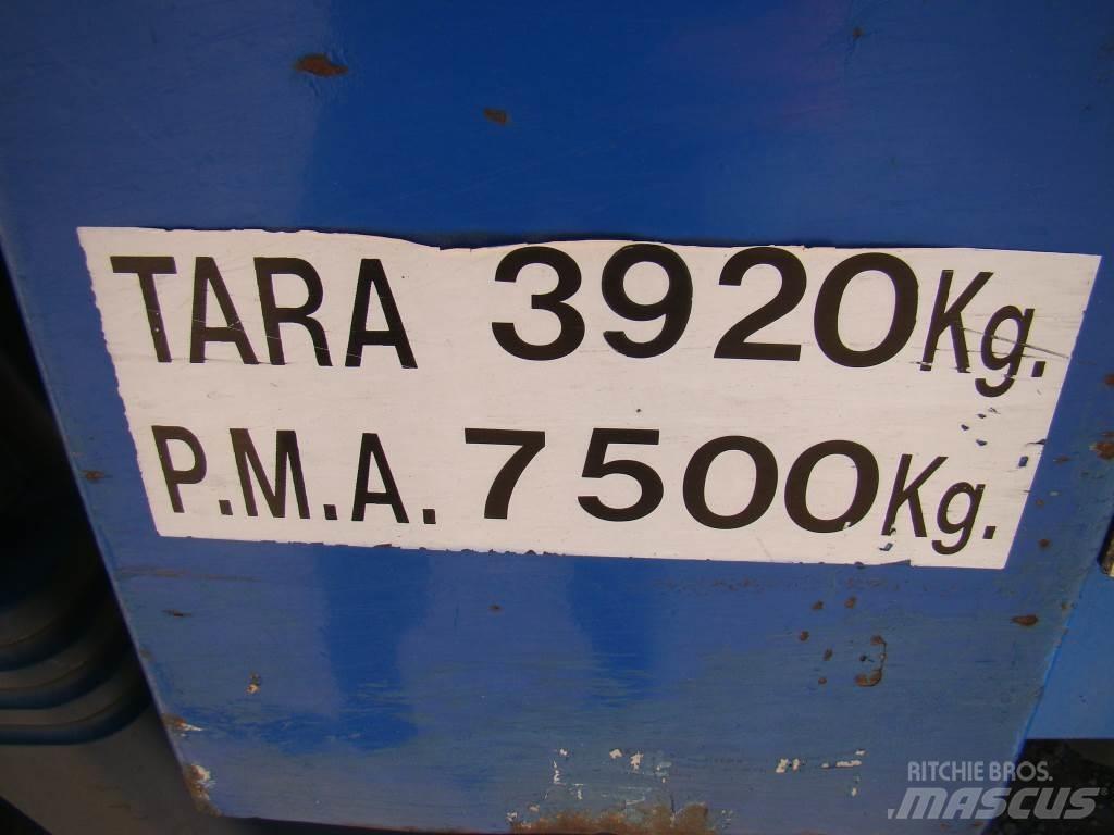 DAF fa 45130 Priekabos su tentu