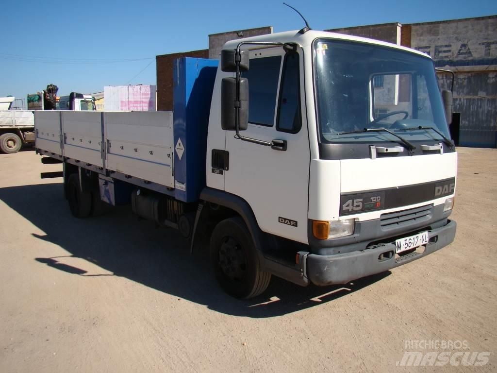 DAF fa 45130 Priekabos su tentu