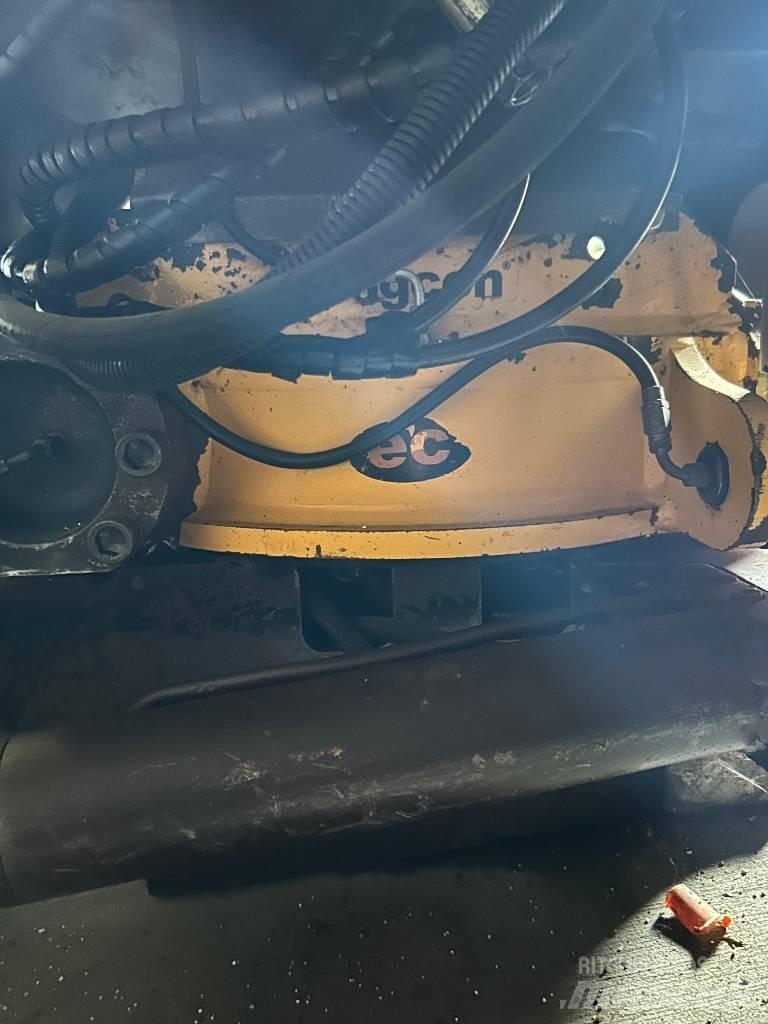 Engcon EC 214 Sukimo įrenginiai