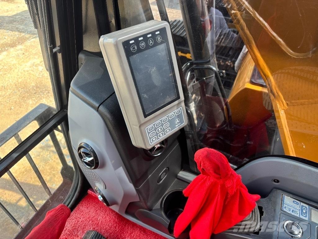 Sany SY 135 C Vikšriniai ekskavatoriai