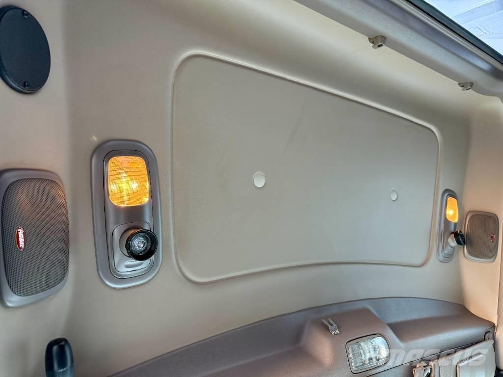 Peterbilt 389 Naudoti vilkikai