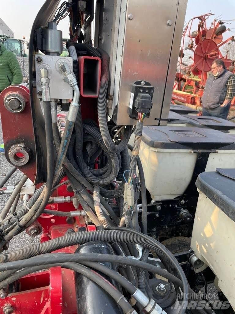 Kinze 8 FILE Sodinimo technika