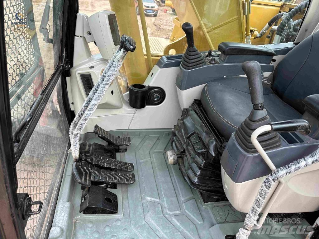 CAT 320 C L Vikšriniai ekskavatoriai