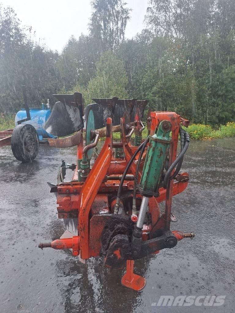 Kverneland W2 Apverčiamieji plūgai
