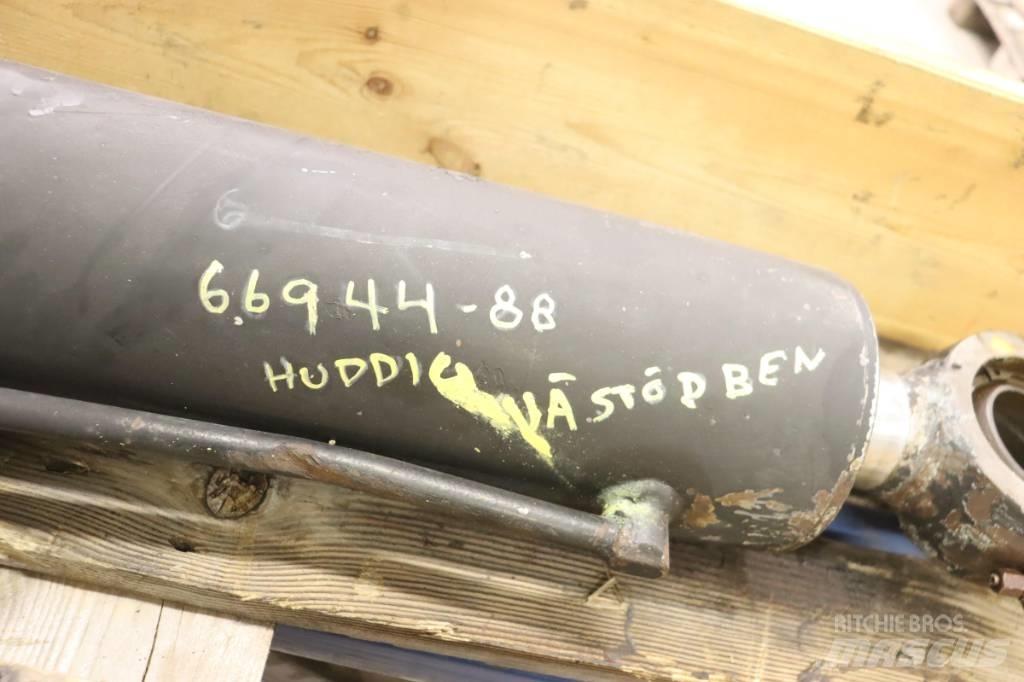 Huddig 960 Ekskavatoriniai krautuvai