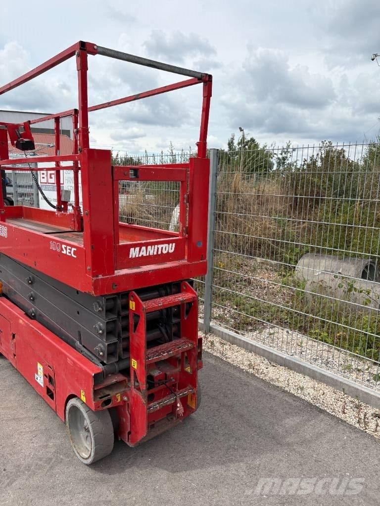 Manitou 100 SEC Žirkliniai keltuvai