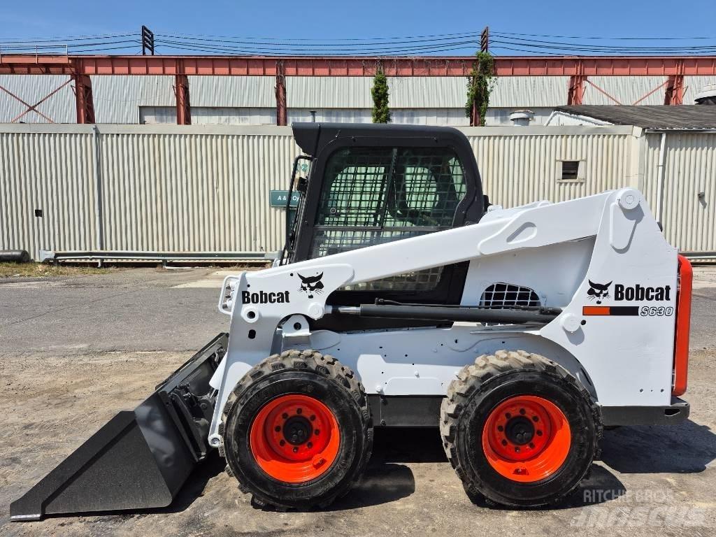 Bobcat S 630 Krautuvai su šoniniu pasukimu