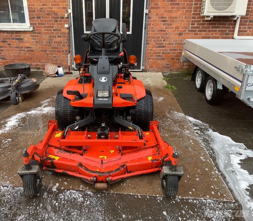 Kubota F 3560 Sodo traktoriukai-vejapjovės