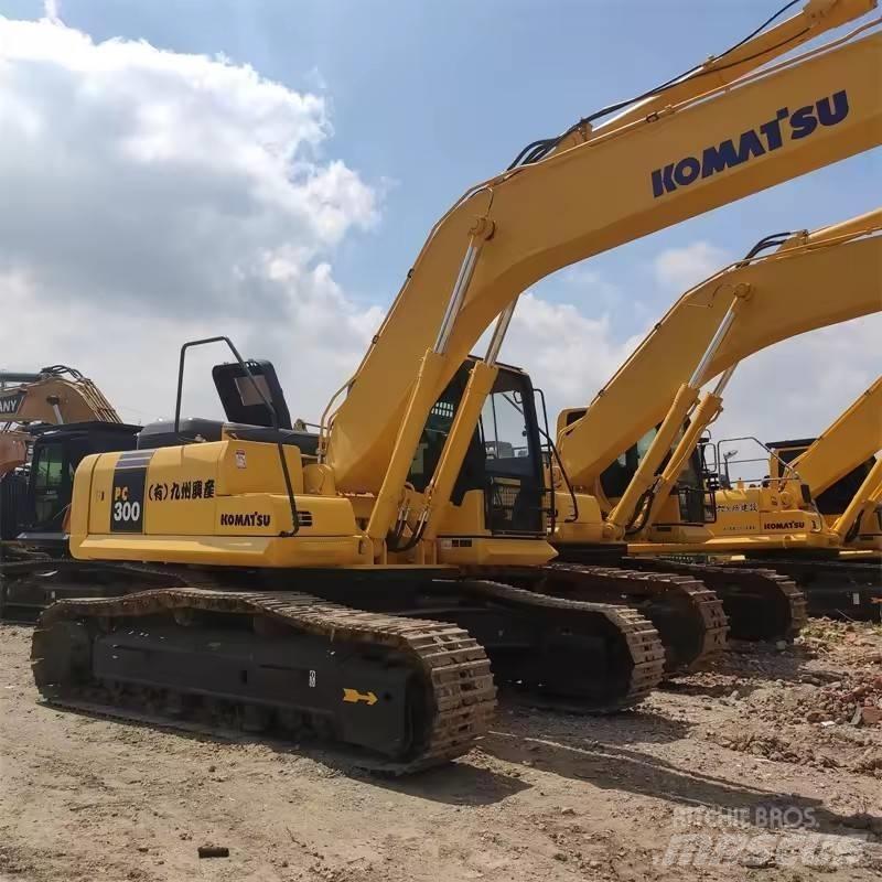 Komatsu PC 300 Vikšriniai ekskavatoriai