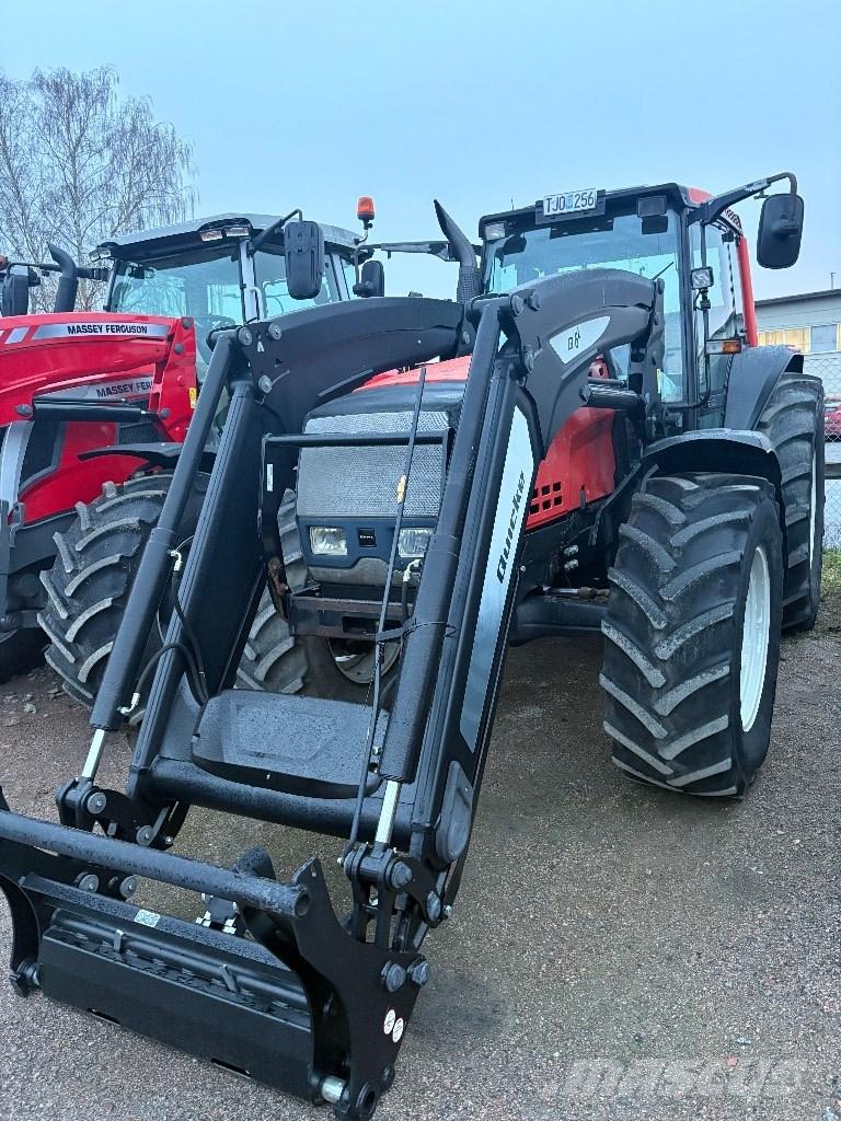 Valtra 8350 Traktoriai