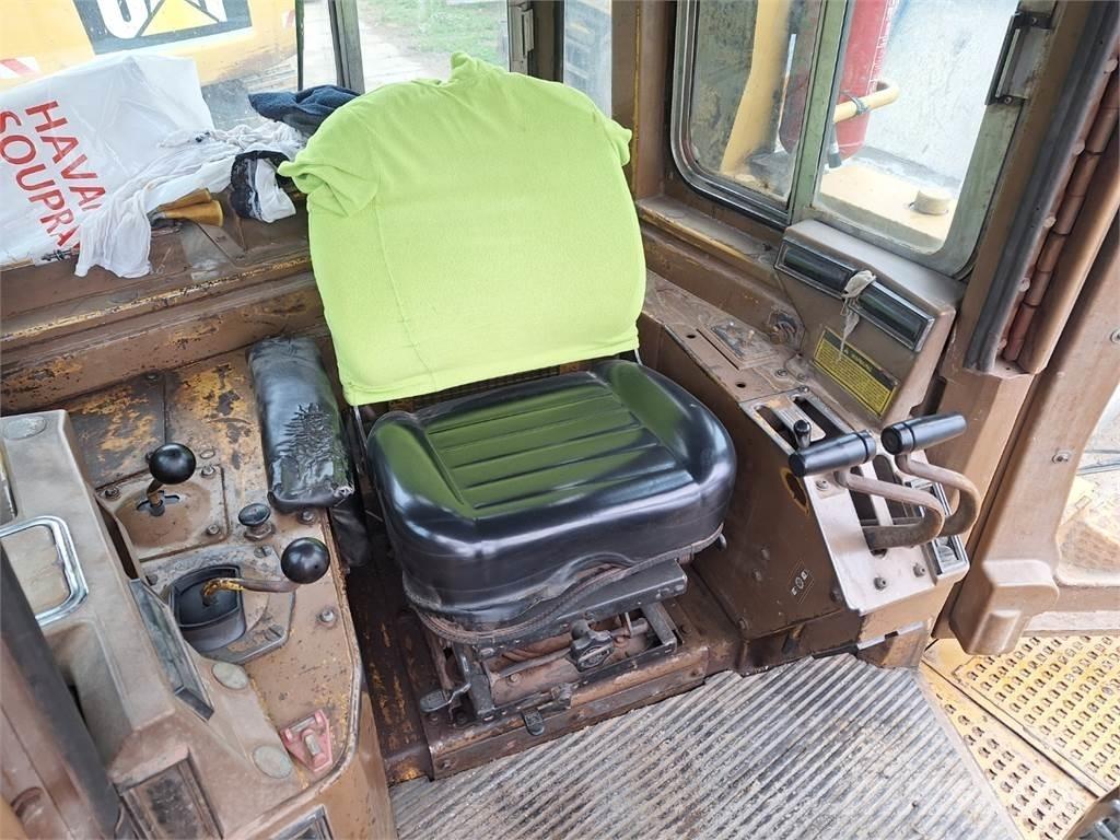 CAT D8L Statyba - Kita