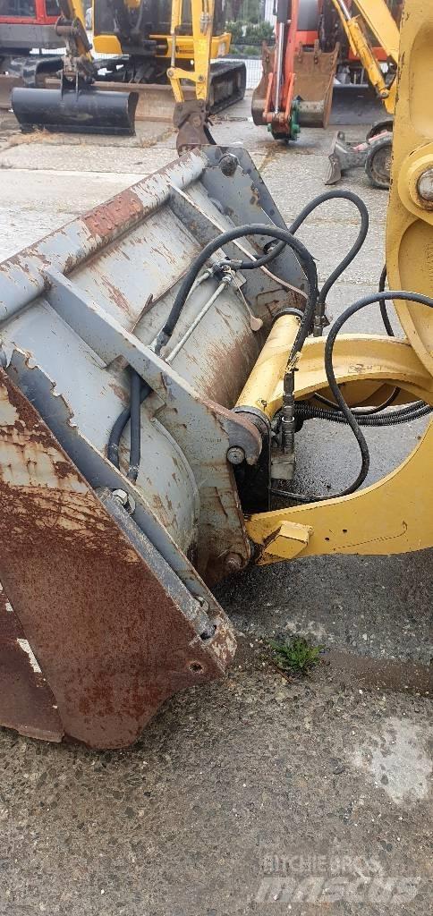 CAT 906M Naudoti ratiniai krautuvai