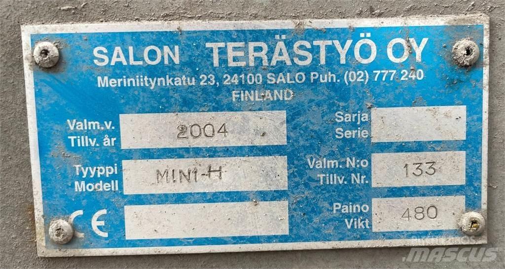 LM Trac 486 Naudoti kompaktiški traktoriai