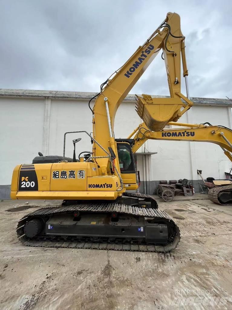 Komatsu PC 200-8N1 Vikšriniai ekskavatoriai
