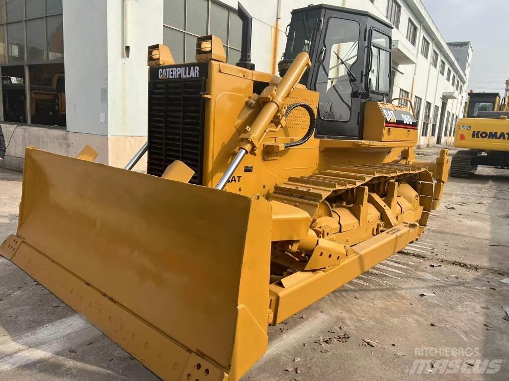 CAT D6G Vikšriniai buldozeriai