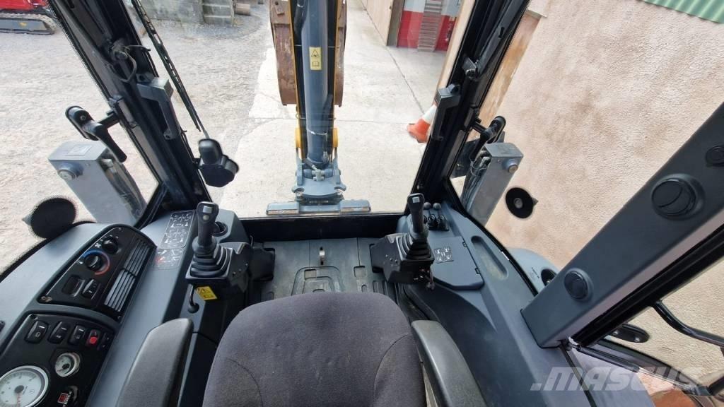 Terex TLB 890 Ekskavatoriniai krautuvai