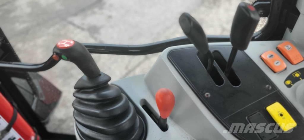 Massey Ferguson 5435 Traktoriai