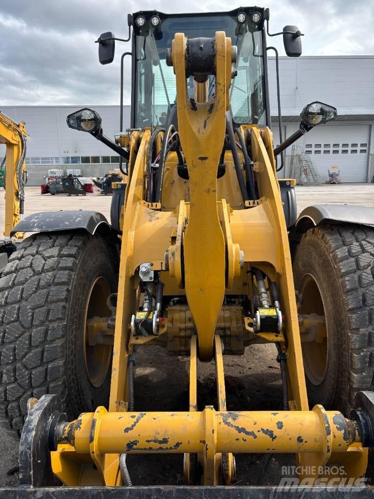 CAT 920 Naudoti ratiniai krautuvai