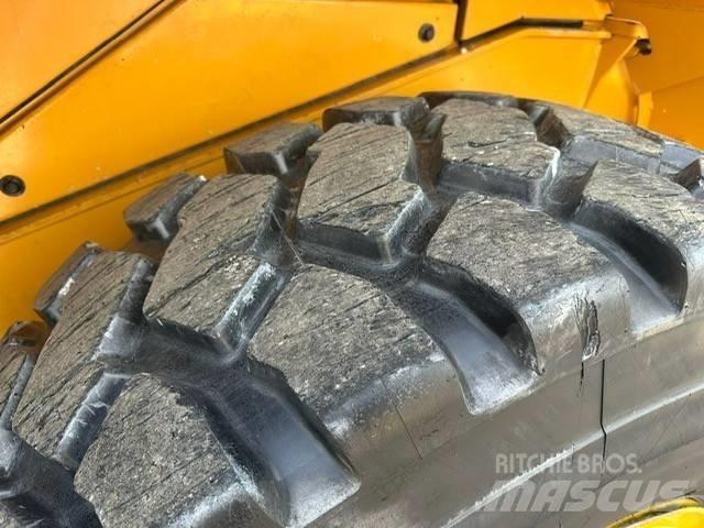 Volvo L 70 E Naudoti ratiniai krautuvai