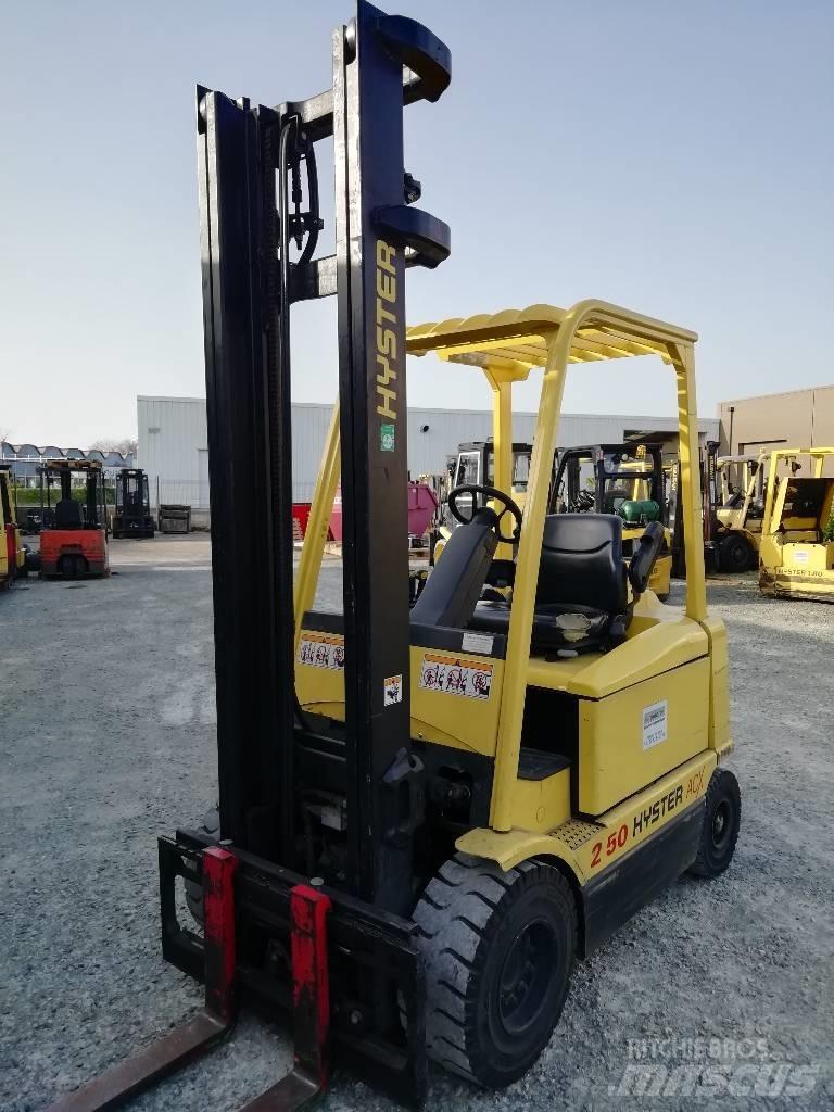 Hyster J 2.50 XM Elektriniai šakiniai krautuvai