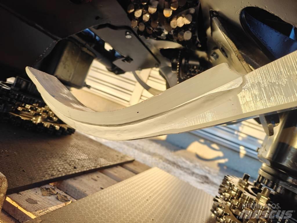 Komatsu C 93 Medžių kirtimo mašinų darbinės galvos