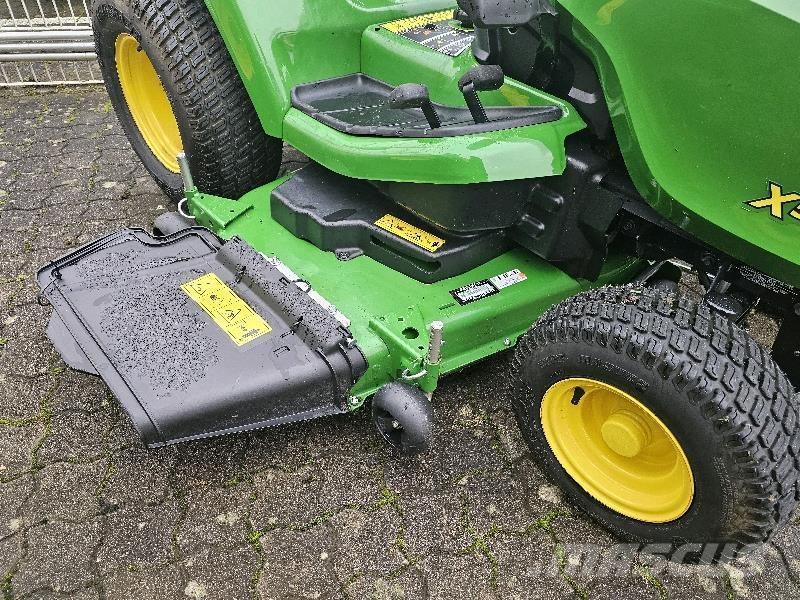 John Deere X584 Šienapjovės