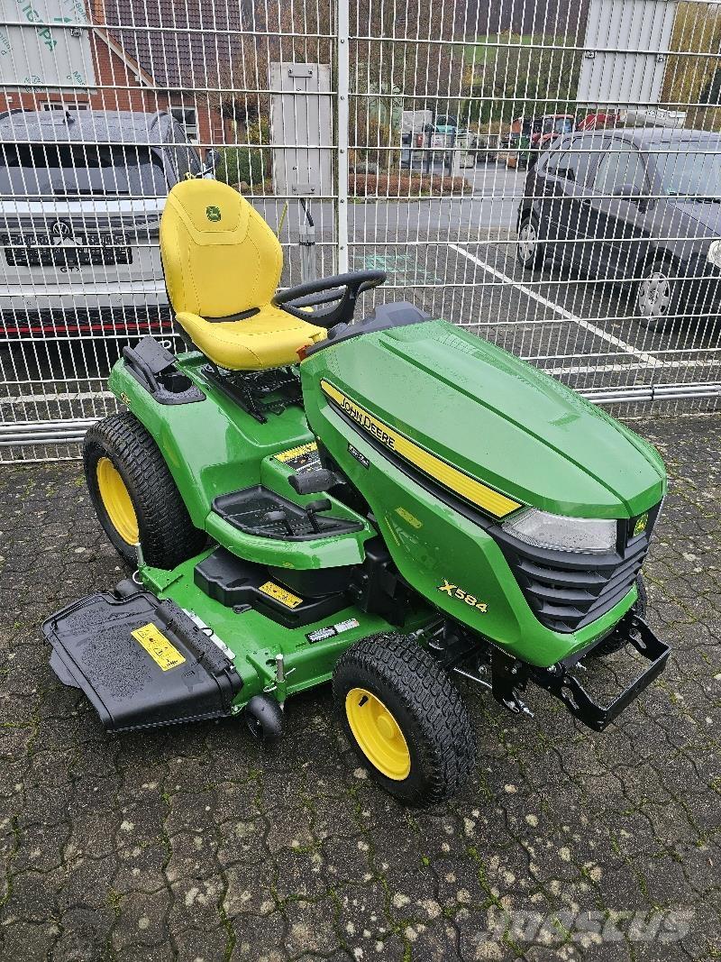 John Deere X584 Šienapjovės