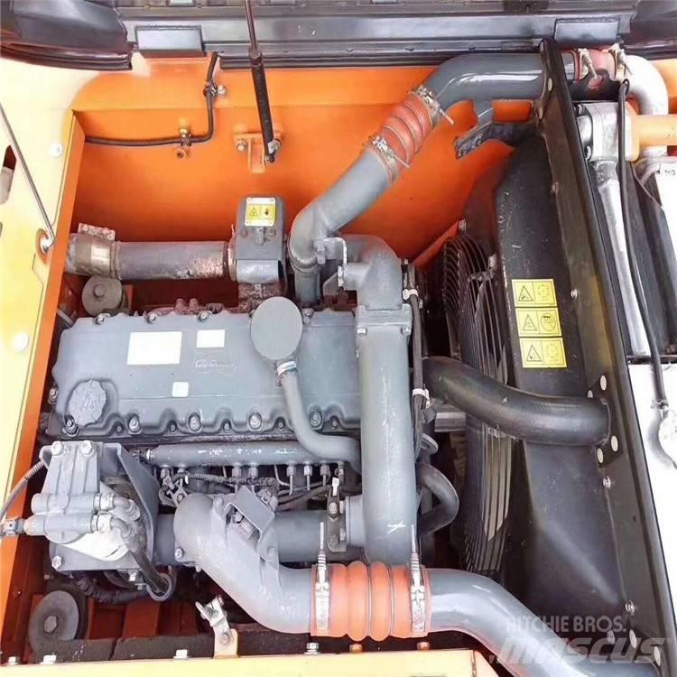 Doosan dx225 Vikšriniai ekskavatoriai
