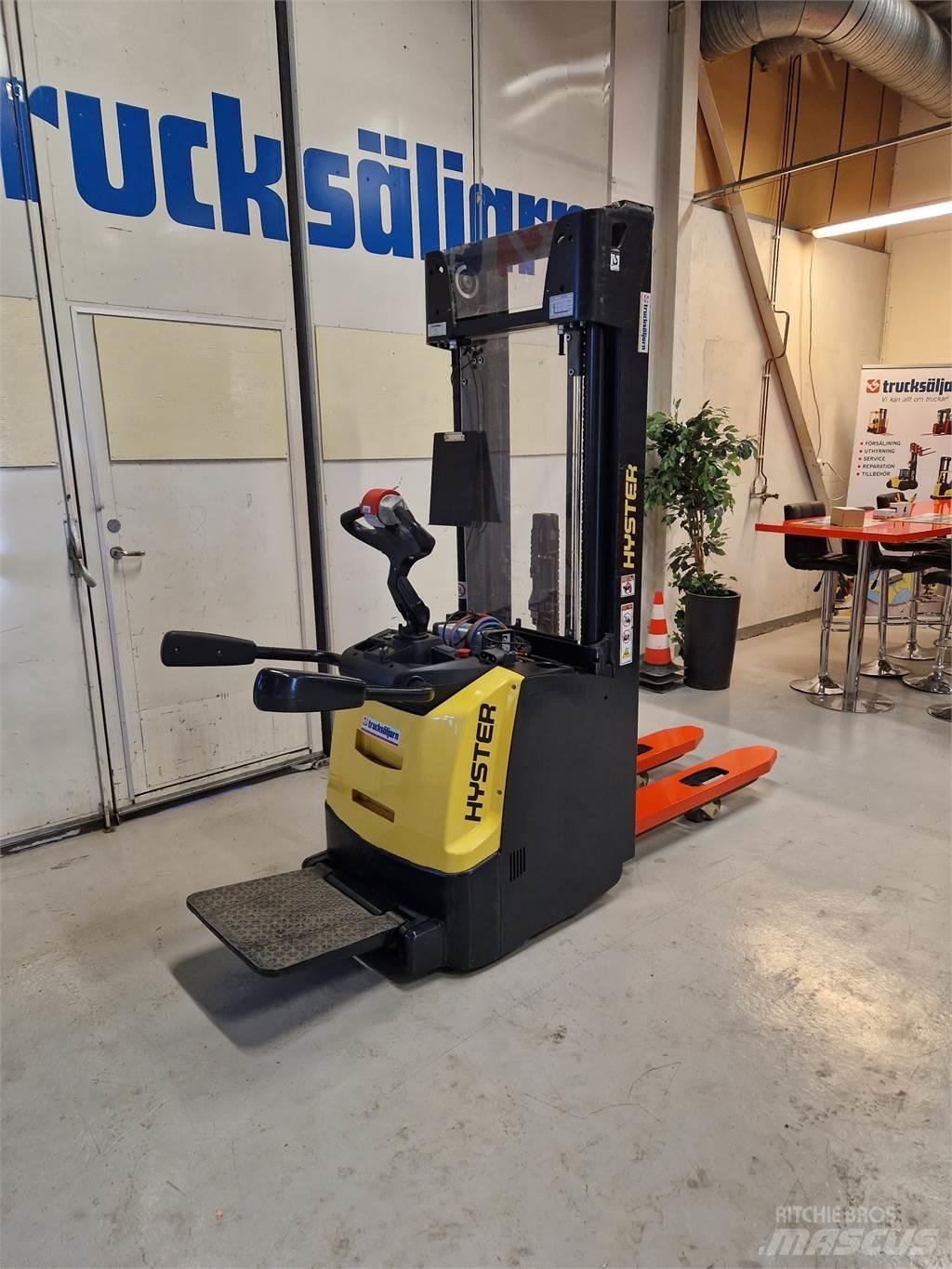 Hyster S1.4S IL Rankiniai vėžimėliai