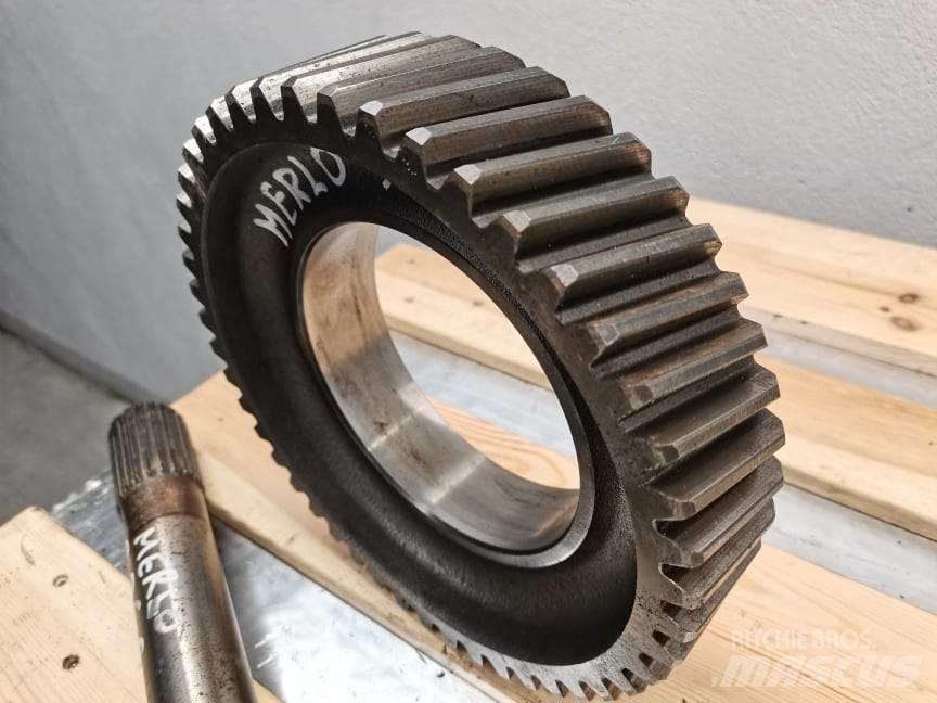 Merlo P 26.6 reducer Ašys