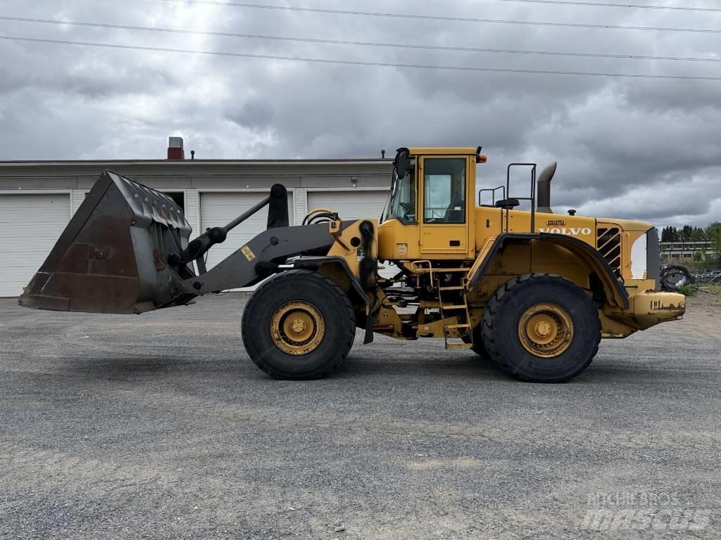 Volvo L 180 E Naudoti ratiniai krautuvai