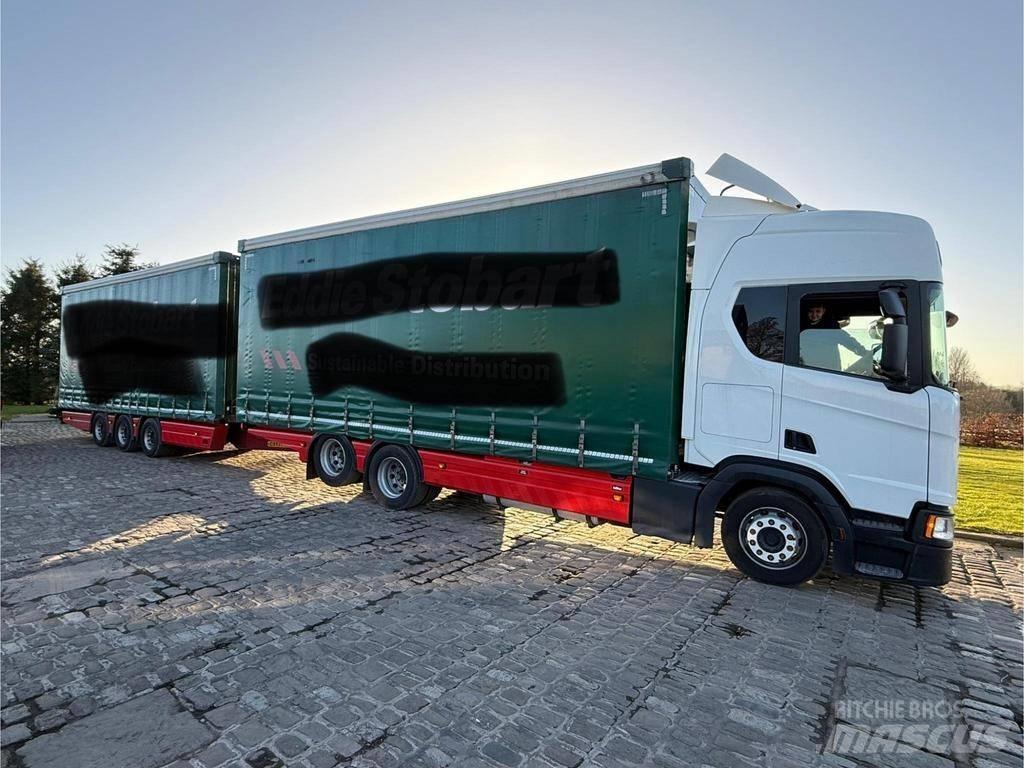 Scania R Series Priekabos su tentu