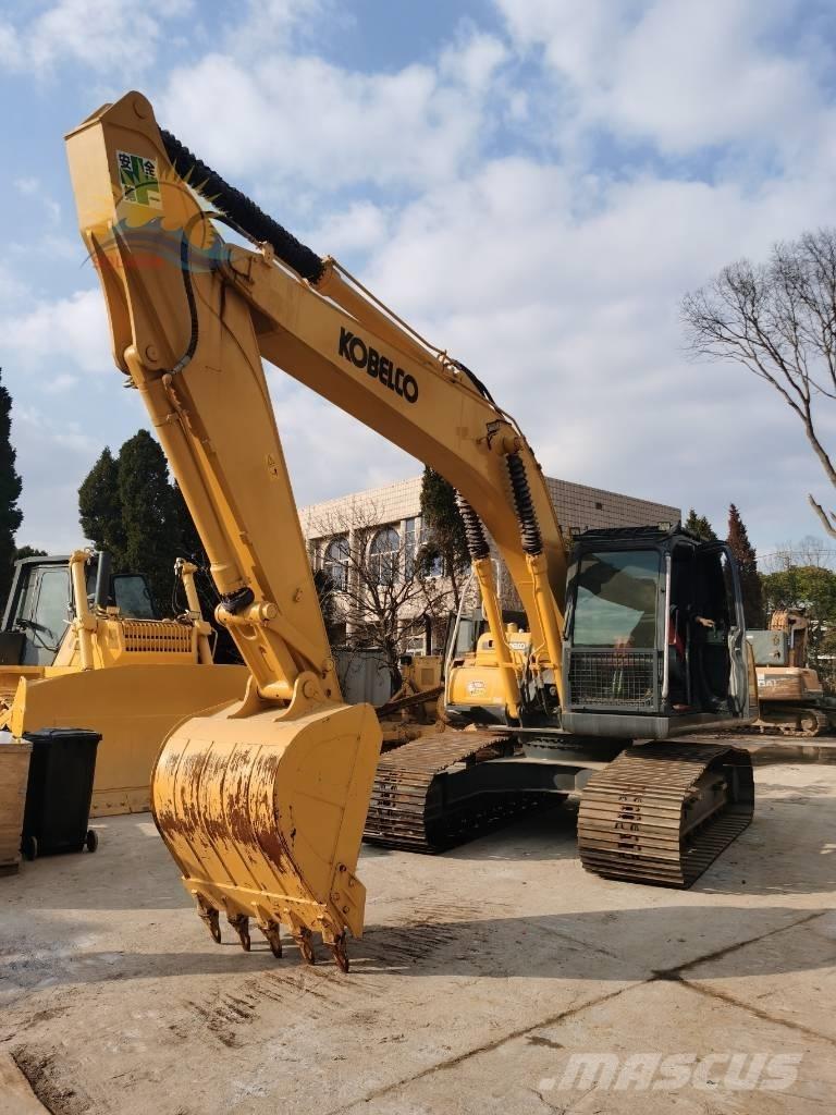 Kobelco SK 200 Vikšriniai ekskavatoriai
