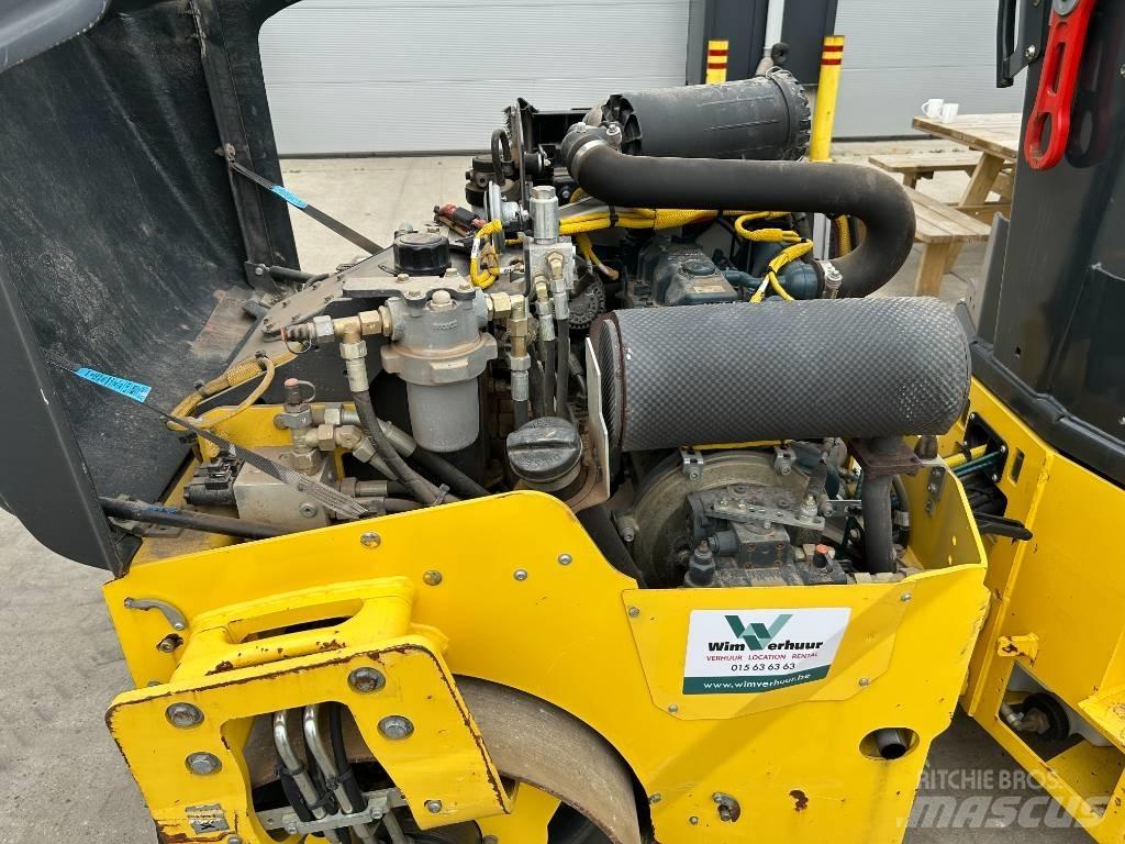 Bomag BW 120 AD-5 Porinių būgnų volai