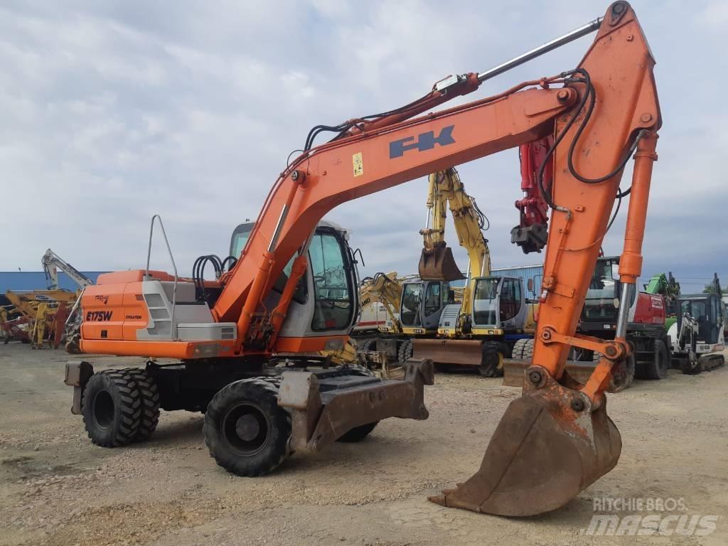 Fiat-Kobelco E175W Ratiniai ekskavatoriai