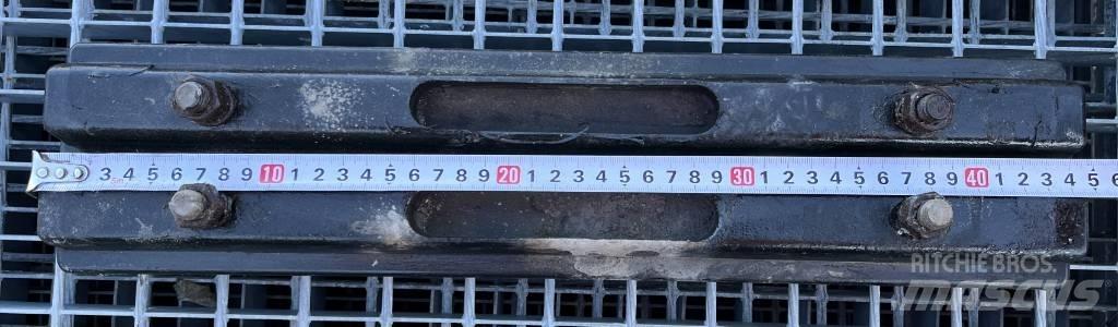  TXD 450A Vikšrai, grandinės ir važiuoklės