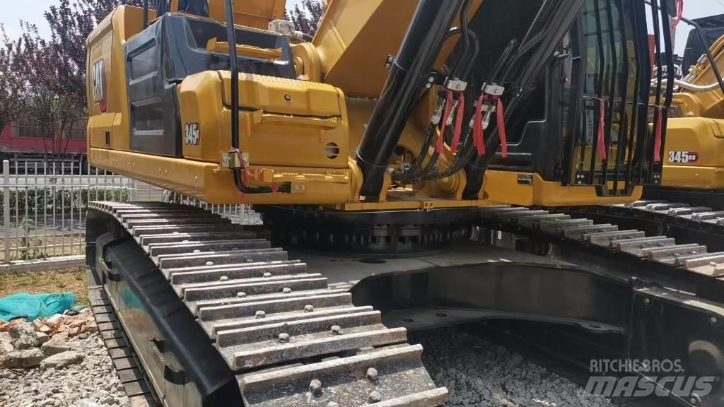 CAT 345 Vikšriniai ekskavatoriai