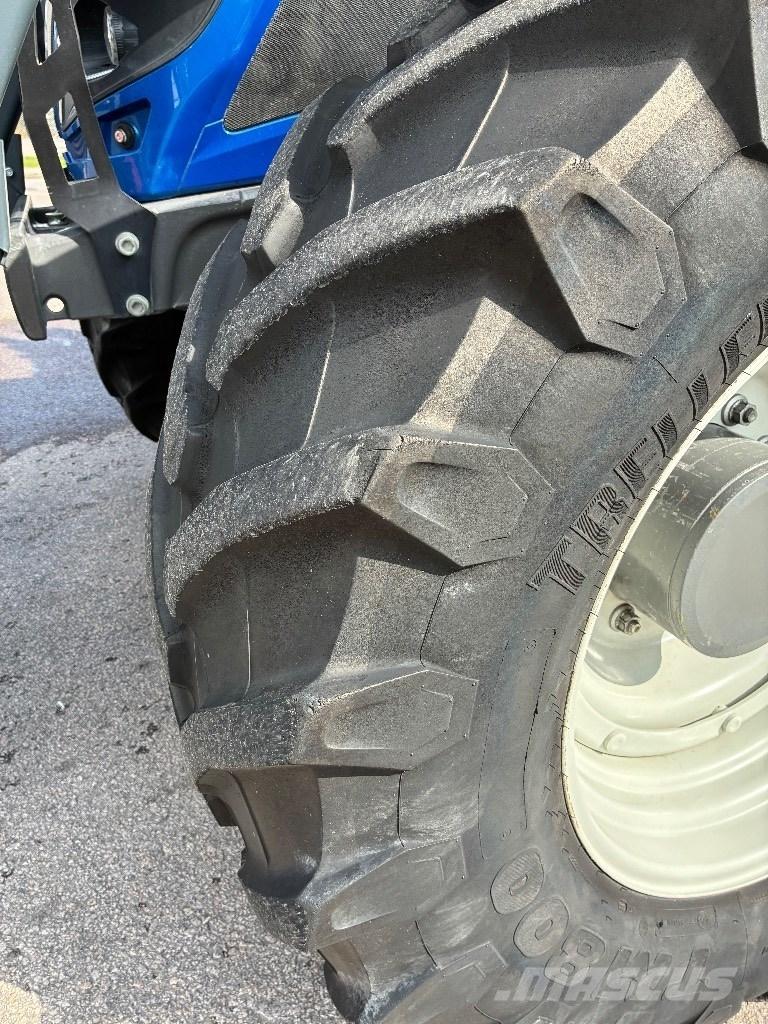 Valtra T 194 Versu Traktoriai